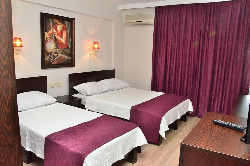Club Herakles Hotel كمر المظهر الخارجي الصورة